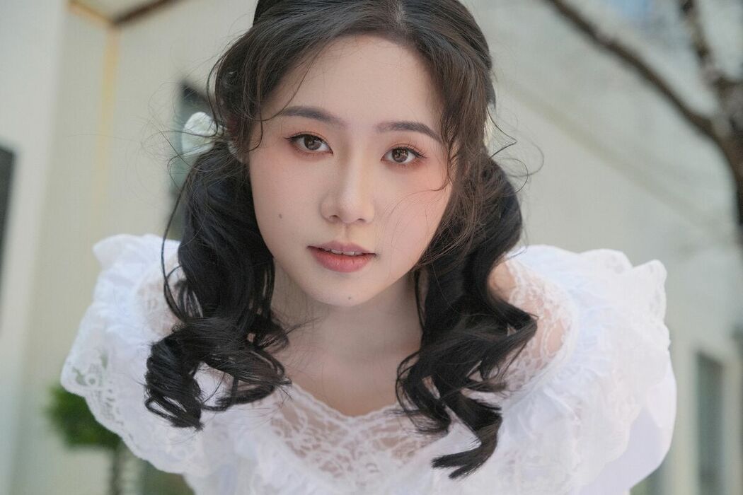 YiTuYu艺图语 Vol.9220 Nan Nan (20P)