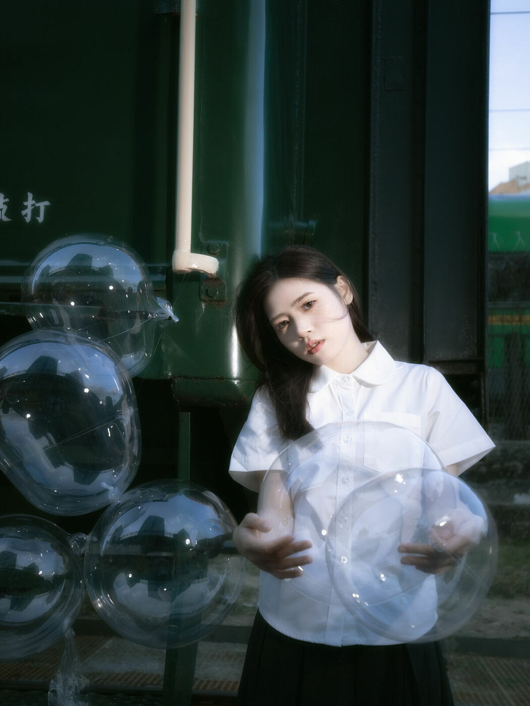 YiTuYu艺图语 Vol.9225 Yi Li Jin Dou Zi (28P)