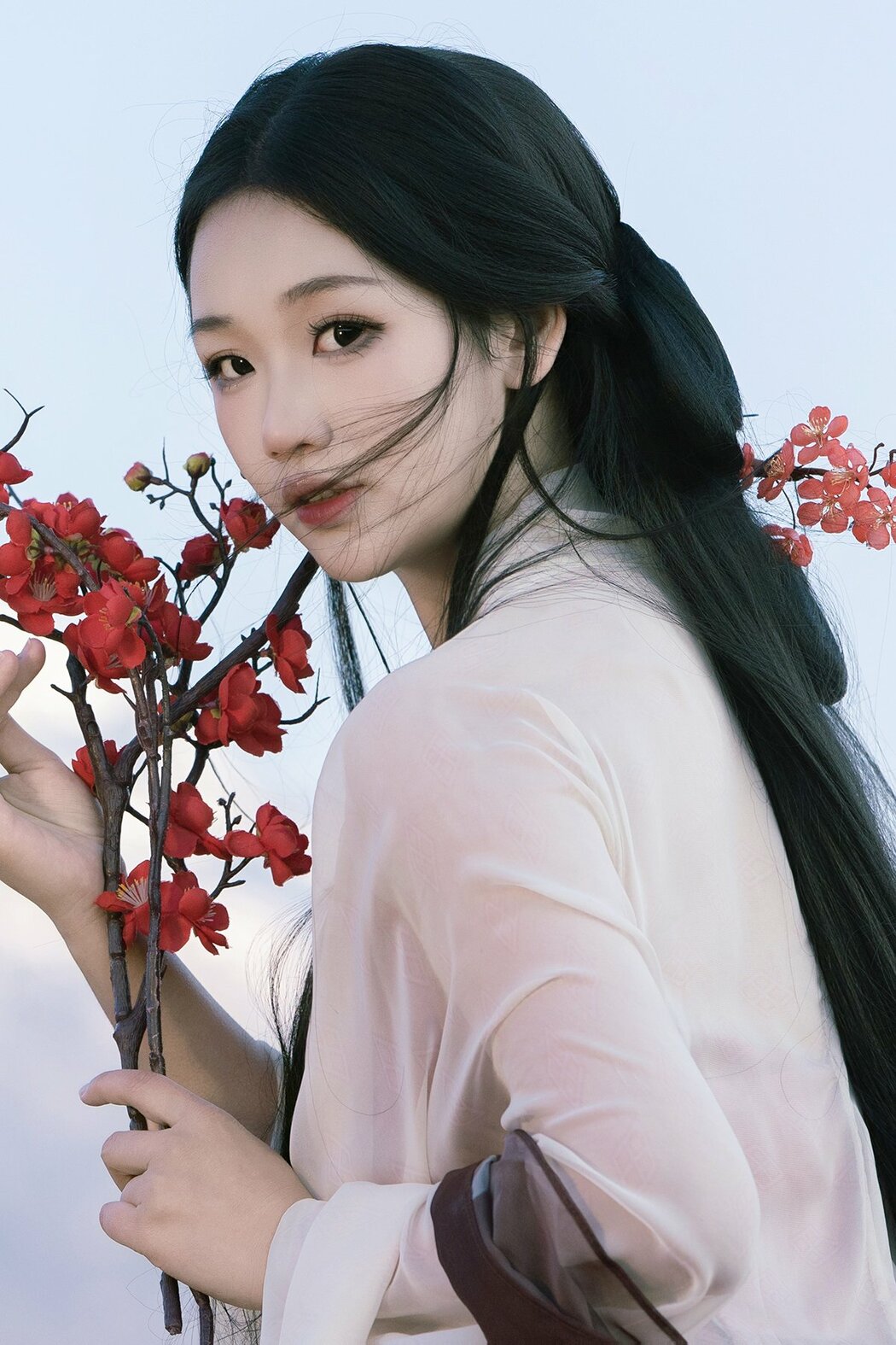 YiTuYu艺图语 Vol.9215 Wan Jiang Ting (34P) Cover Photo