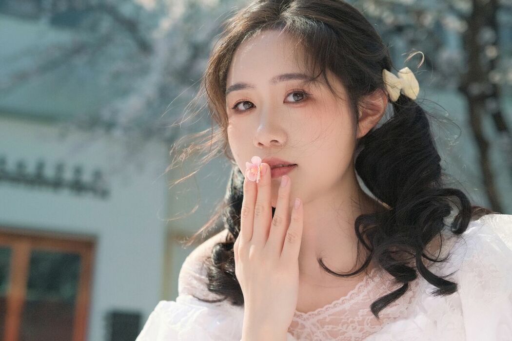 YiTuYu艺图语 Vol.9220 Nan Nan (20P)