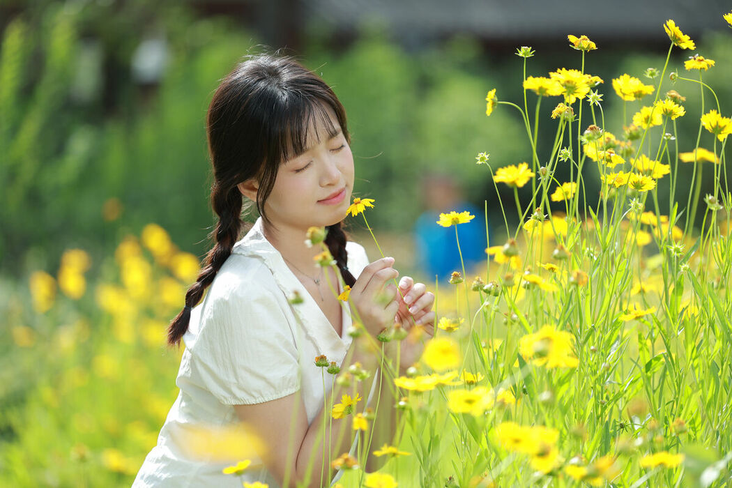 YiTuYu艺图语 Vol.9214 Wan Zi (33P)