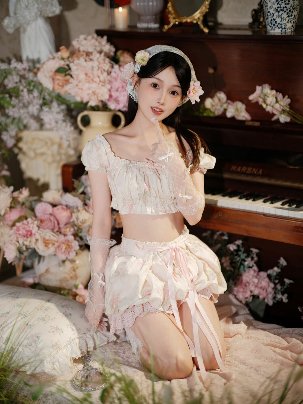 YiTuYu艺图语 Vol.9222 Suan Nai Jia Xin Hao Hao Ci (18P)