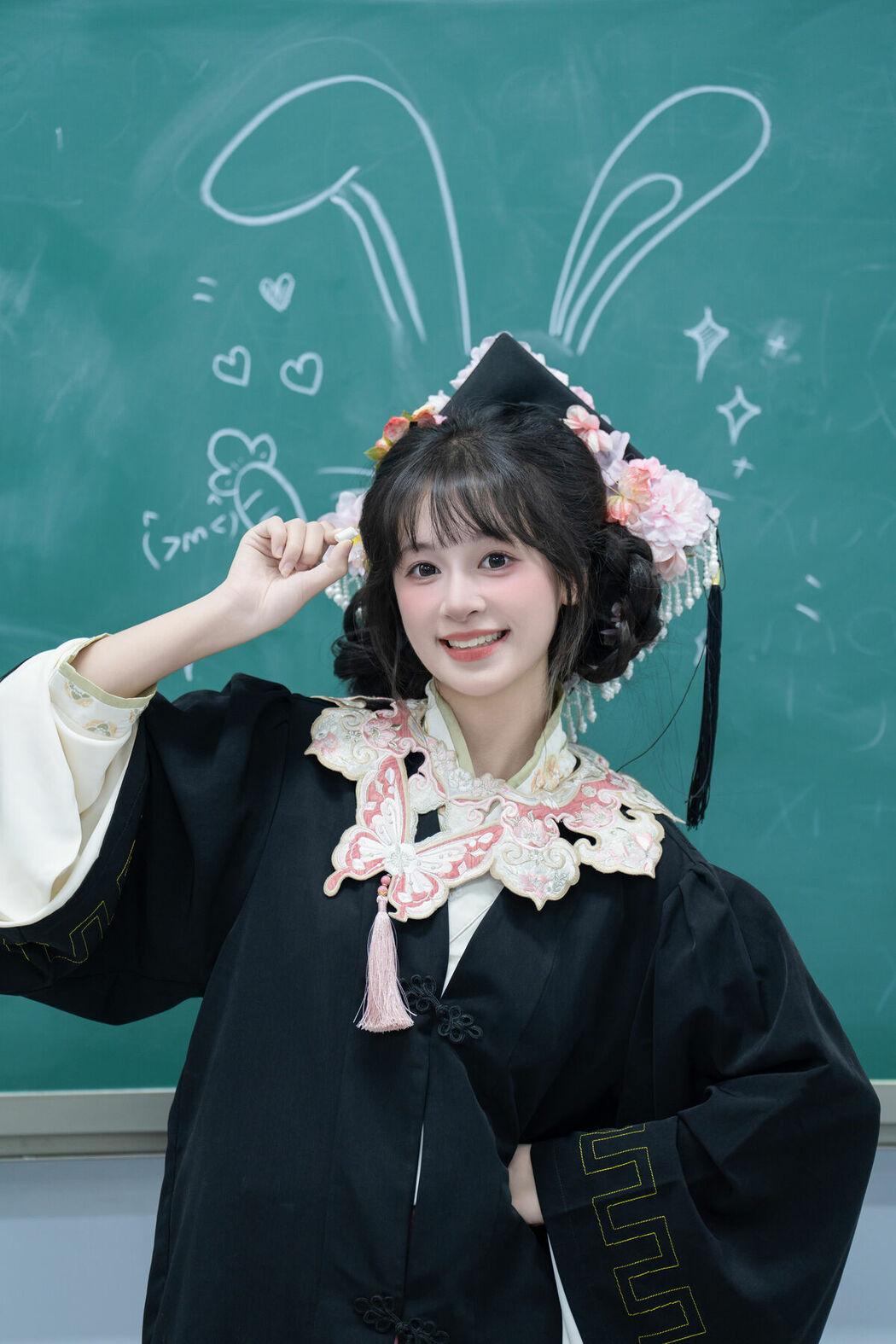 YiTuYu艺图语 Vol.9219 Xia Yu Xiao Nian (28P)