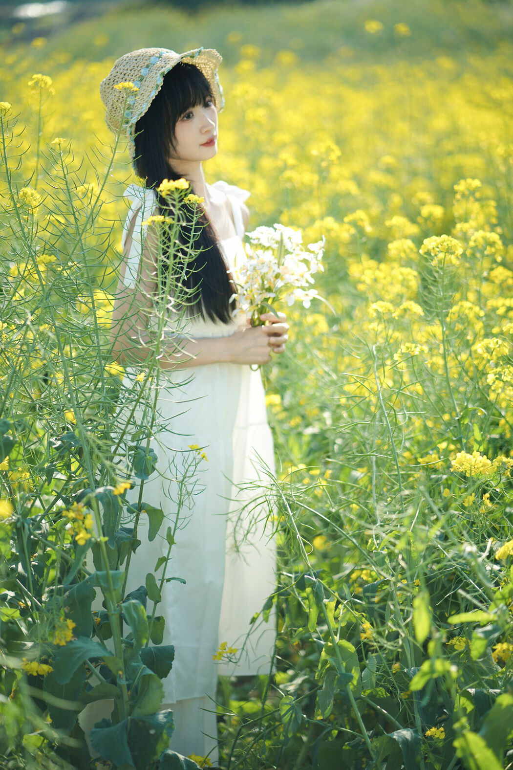 YiTuYu艺图语 Vol.9229 Chun Jiao Jiao (15P)