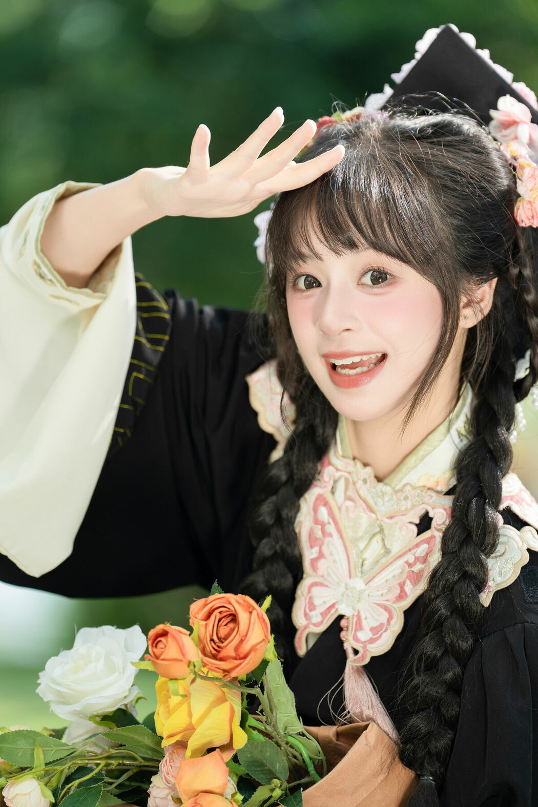 YiTuYu艺图语 Vol.9219 Xia Yu Xiao Nian (28P)