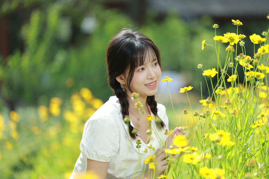 YiTuYu艺图语 Vol.9214 Wan Zi (33P)