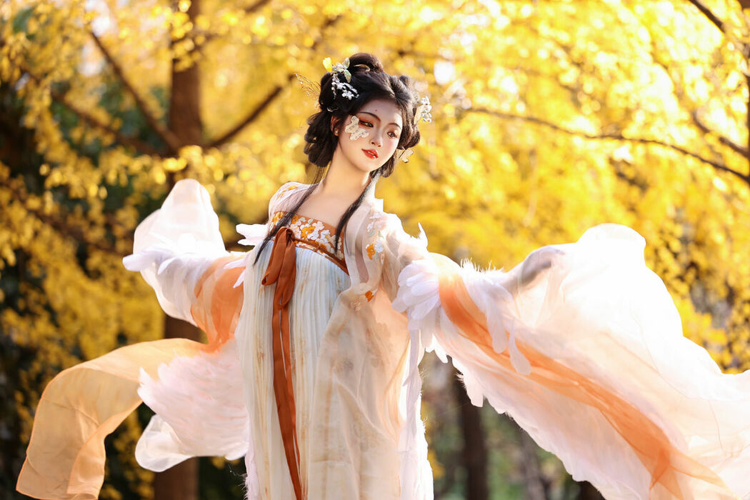 YiTuYu艺图语 Vol.9213 KaiLin Jiang (47P)