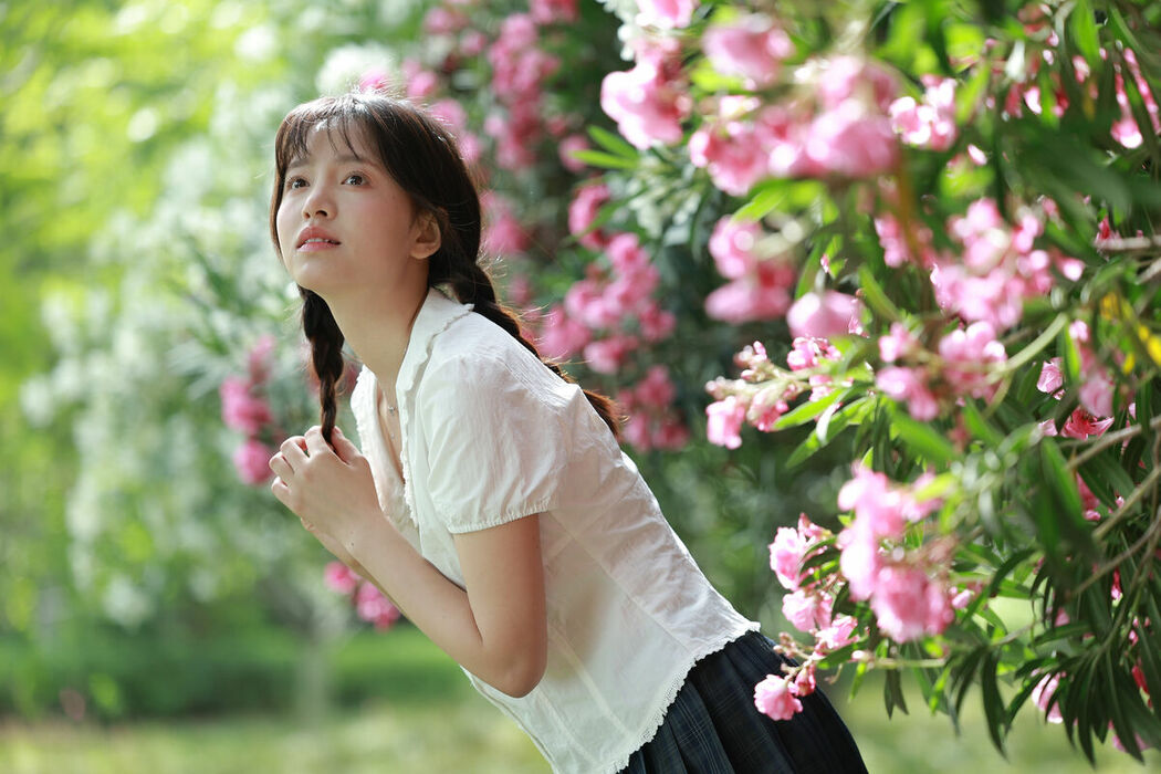 YiTuYu艺图语 Vol.9214 Wan Zi (33P)