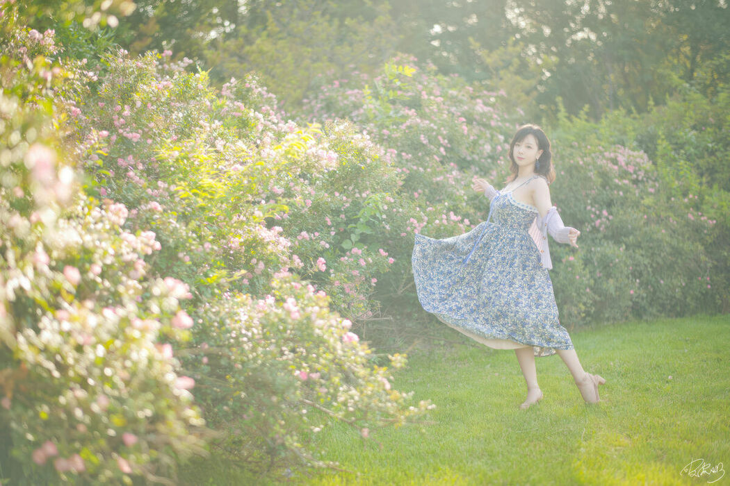 Coser@皮皮奶可可爱了啦 – 蔷薇花 (37P)