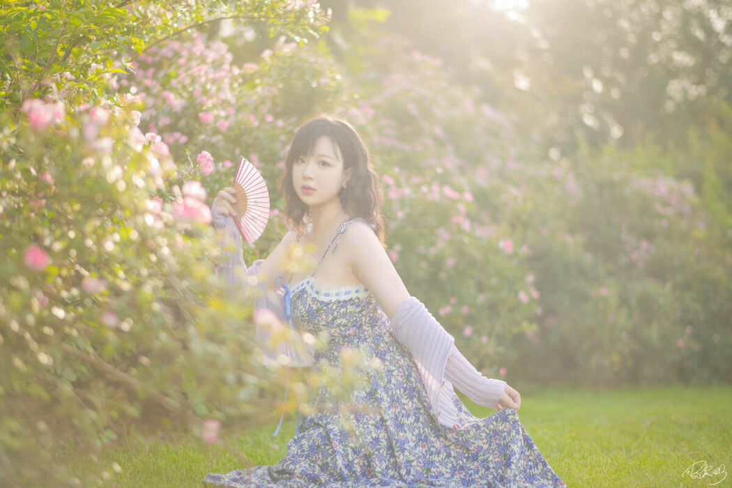 Coser@皮皮奶可可爱了啦 – 蔷薇花 (37P)