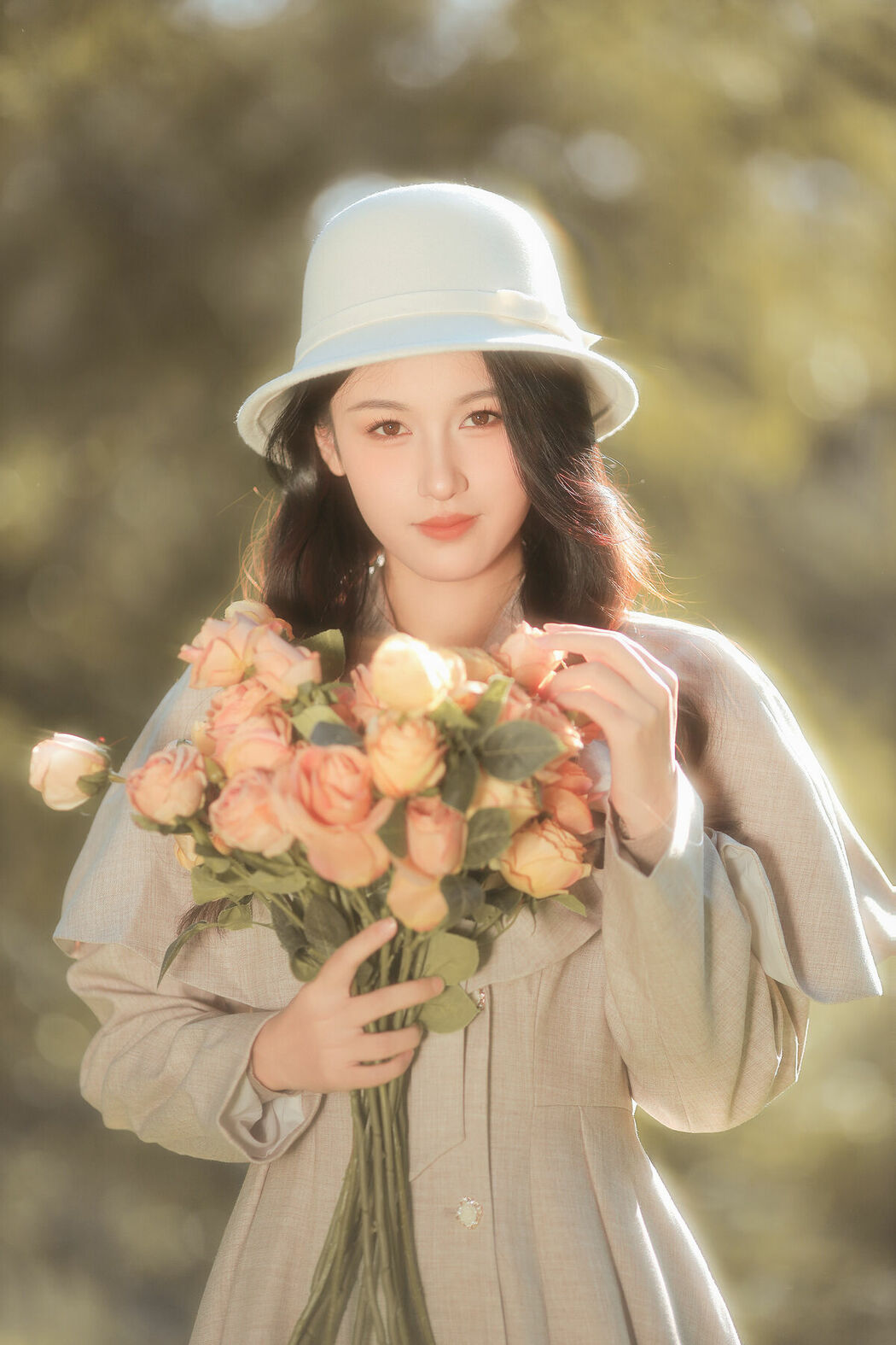 YiTuYu艺图语 Vol.9244 Yi Ming (18P)