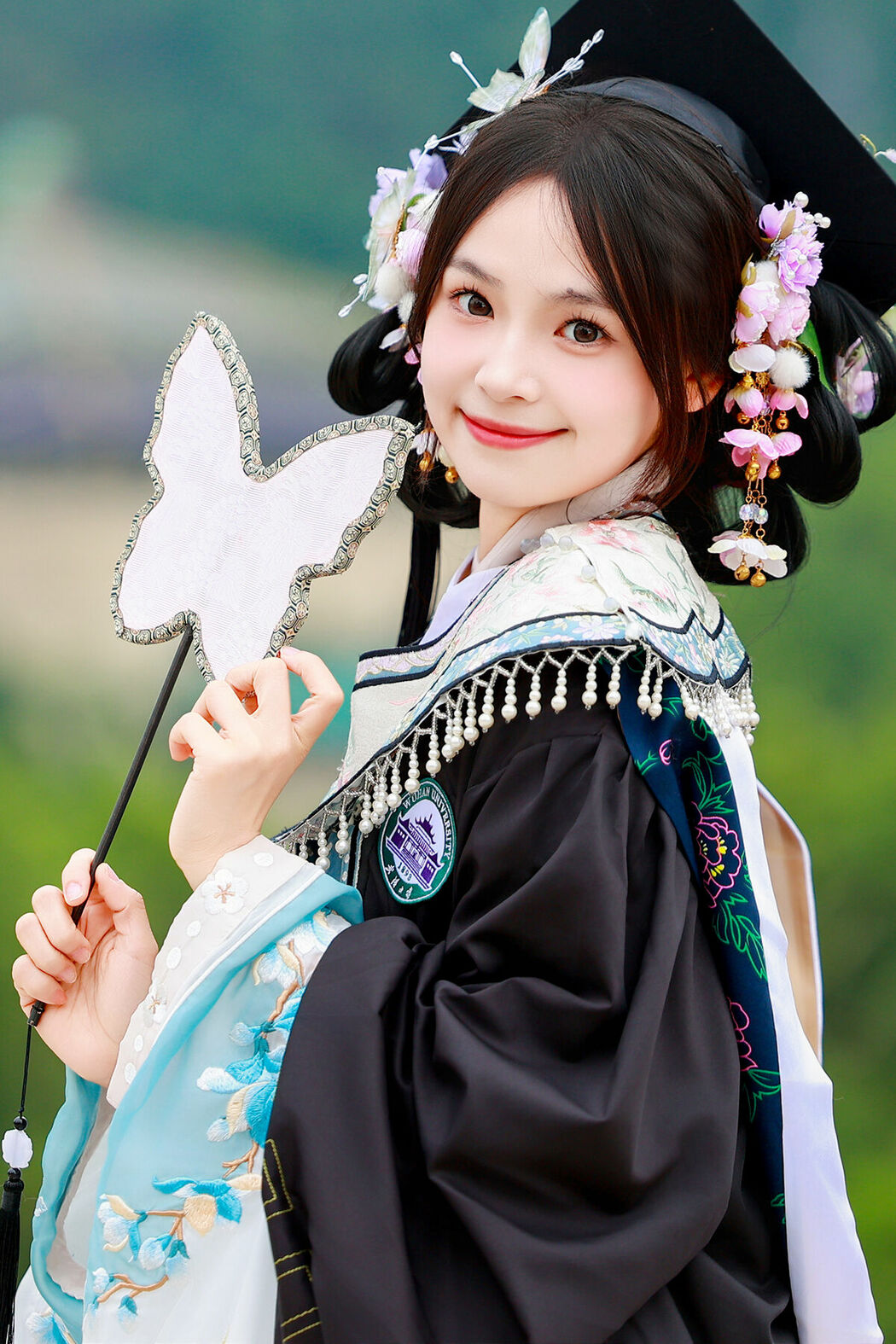 YiTuYu艺图语 Vol.9241 Chi Chi Qing Yu Biao (22P) Cover Photo