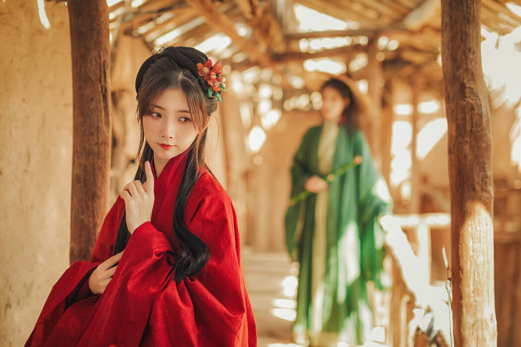 YiTuYu艺图语 Vol.9233 Dang Chu Jiao Ren Jia Xiao Tian Tian (35P)