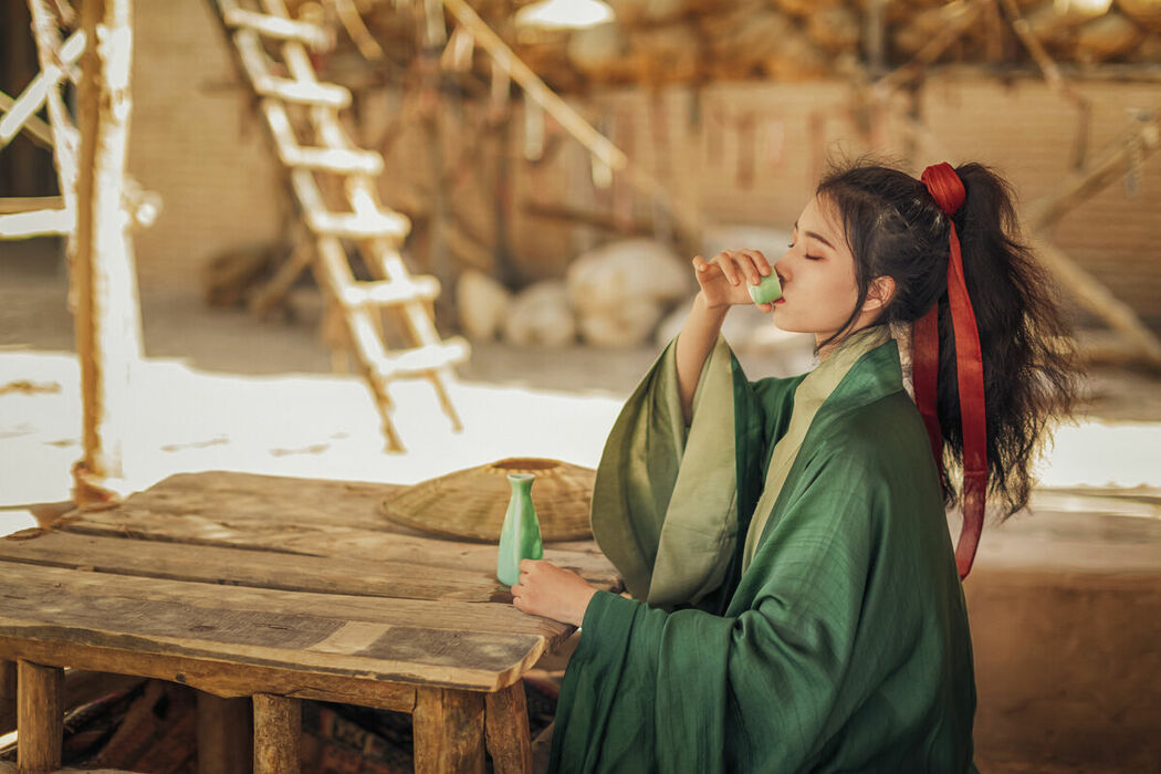 YiTuYu艺图语 Vol.9233 Dang Chu Jiao Ren Jia Xiao Tian Tian (35P)