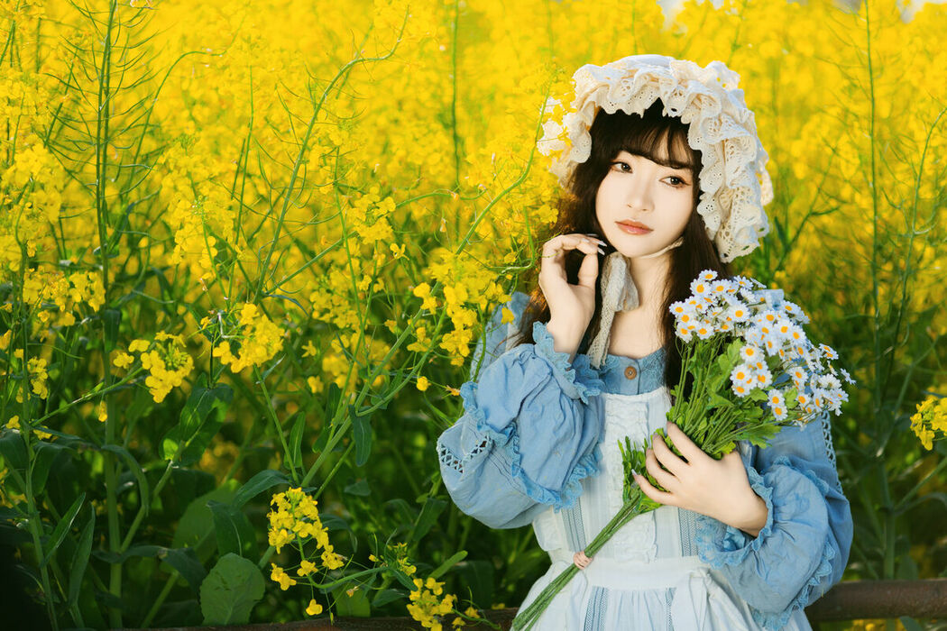 YiTuYu艺图语 Vol.9234 Shi San San A (55P)