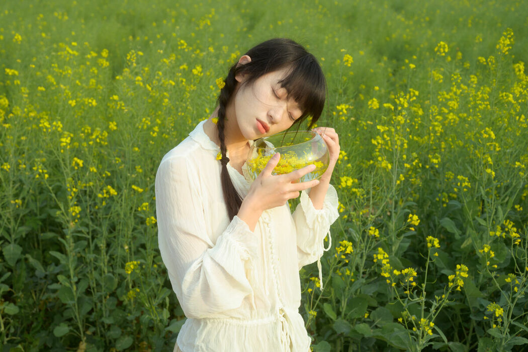 YiTuYu艺图语 Vol.9243 Shan Ye Xiao Guo (30P)