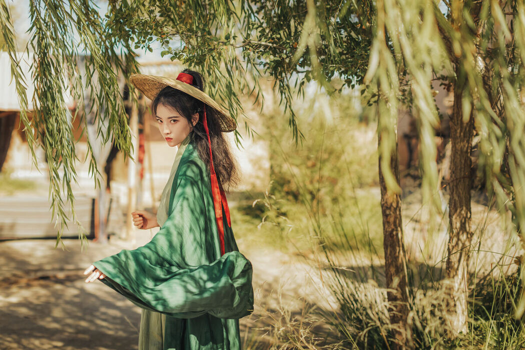 YiTuYu艺图语 Vol.9233 Dang Chu Jiao Ren Jia Xiao Tian Tian (35P)