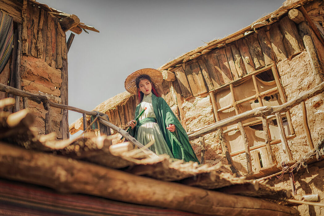 YiTuYu艺图语 Vol.9233 Dang Chu Jiao Ren Jia Xiao Tian Tian (35P)