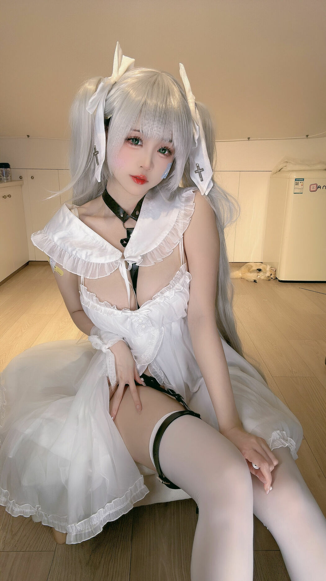 Coser@miko酱ww – 2025年04月订阅 Part02 (54P)