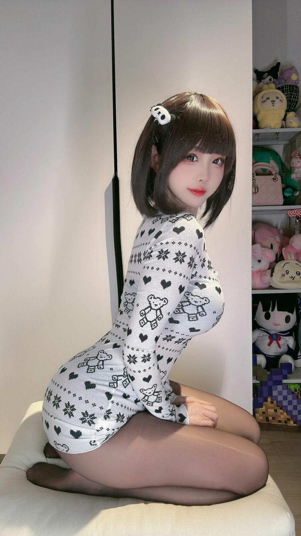 Coser@miko酱ww – 2025年04月订阅 Part01 (54P)