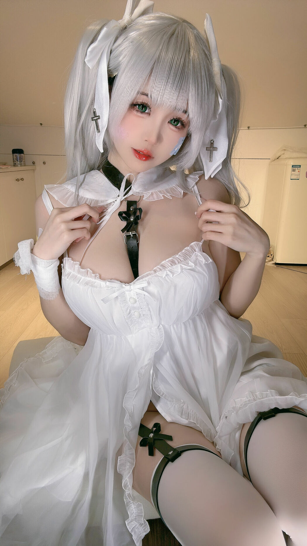 Coser@miko酱ww – 2025年04月订阅 Part02 (54P)