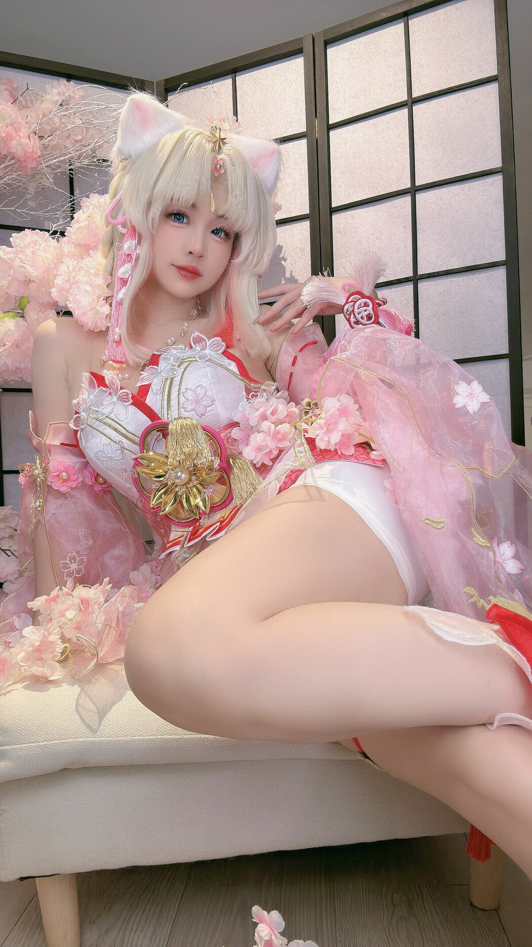 Coser@miko酱ww – 2025年04月订阅 Part01 (54P)