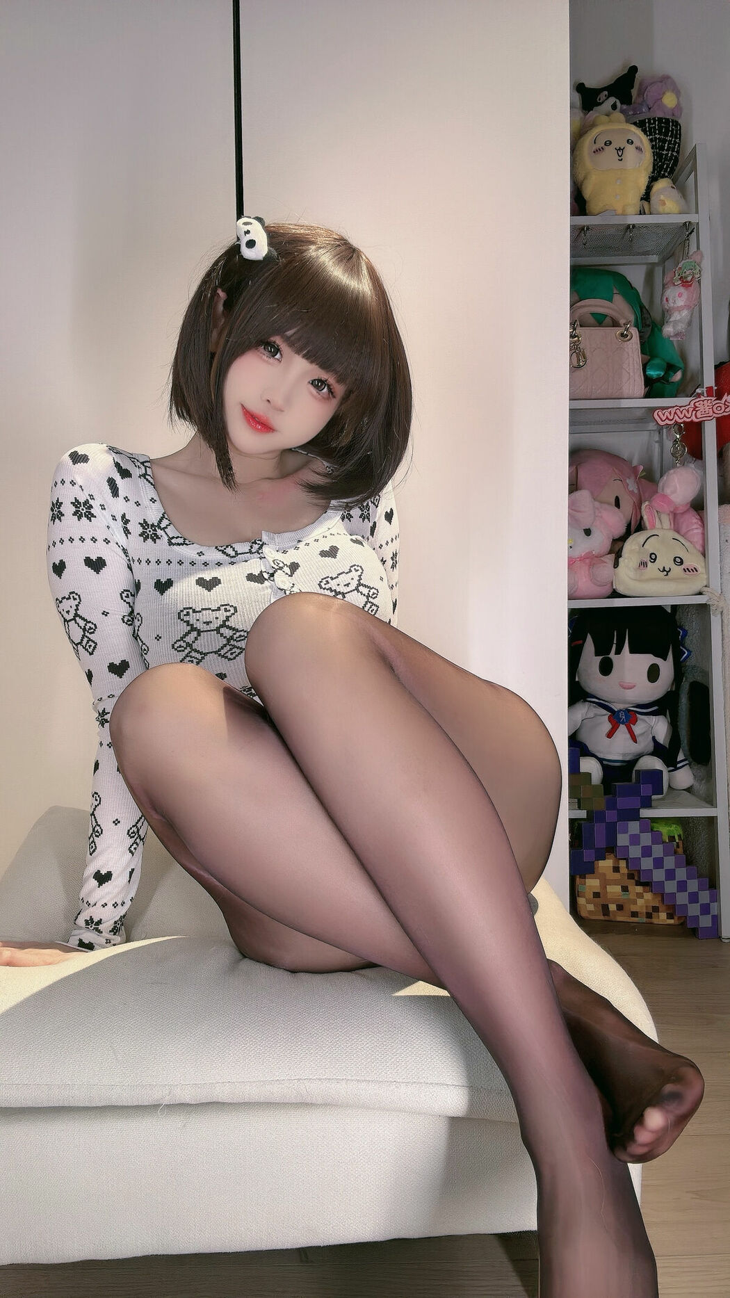 Coser@miko酱ww – 2025年04月订阅 Part01 (54P)