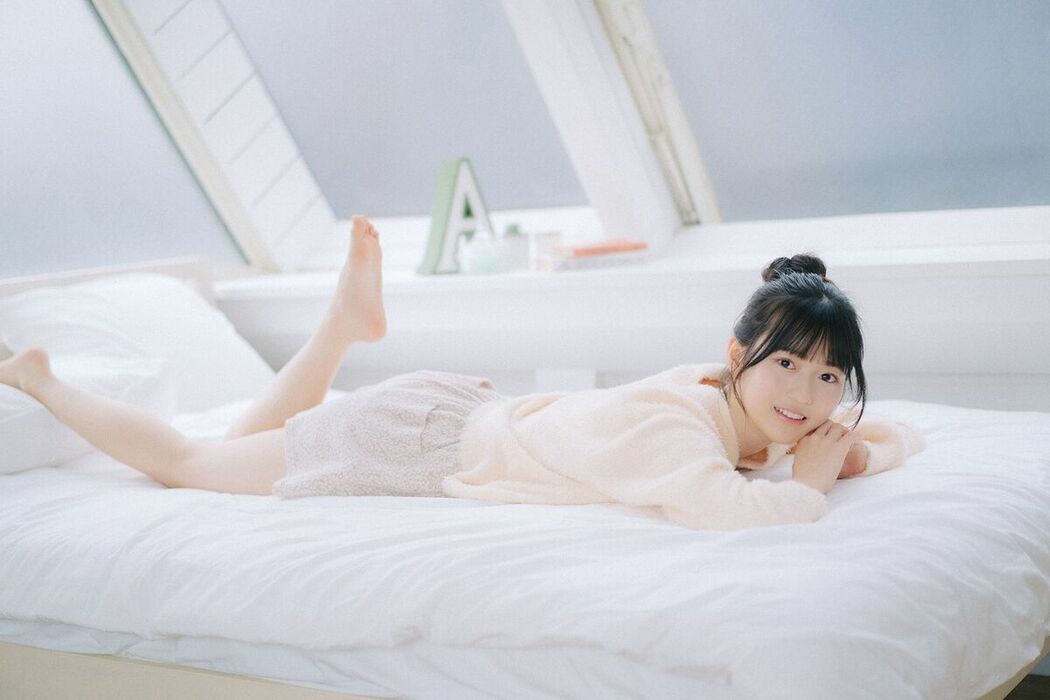 JP Azuki Yagi 八木愛月 – Weekly Playboy Plus (37P – 2V)