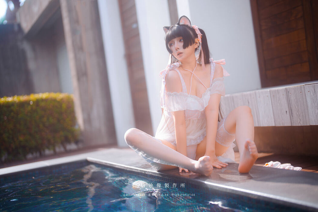 Coser@落落Raku – Daydream Core (52P)