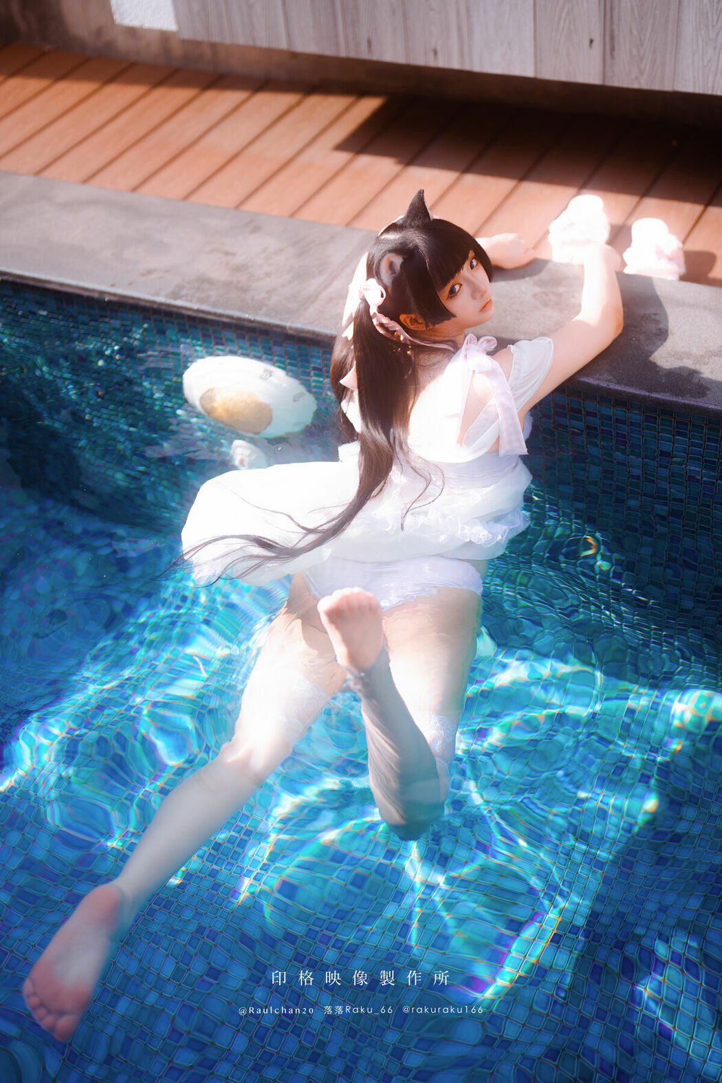 Coser@落落Raku – Daydream Core (52P)