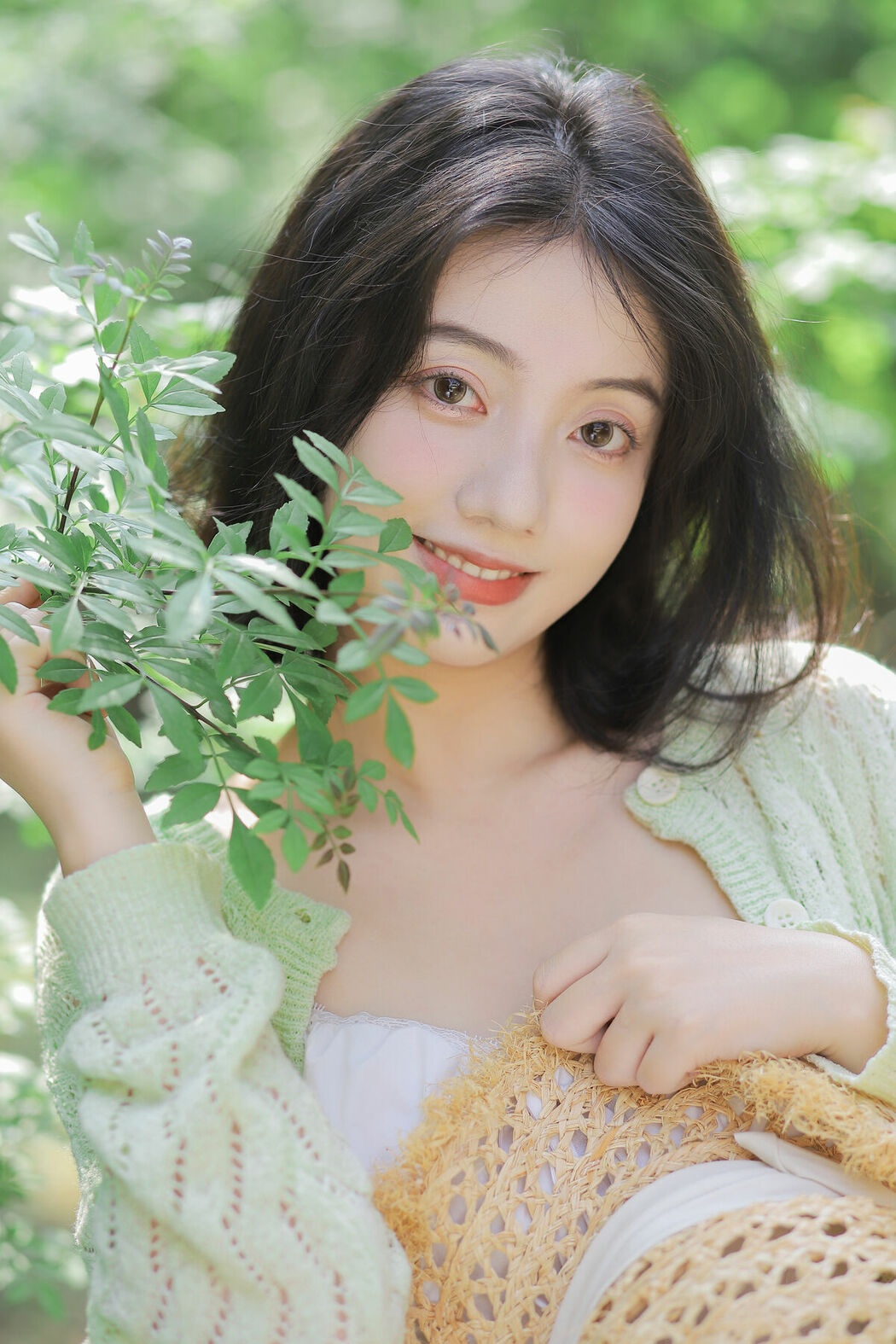 YiTuYu艺图语 Vol.9247 Chao Ku Xiao Wang Zi (26P)