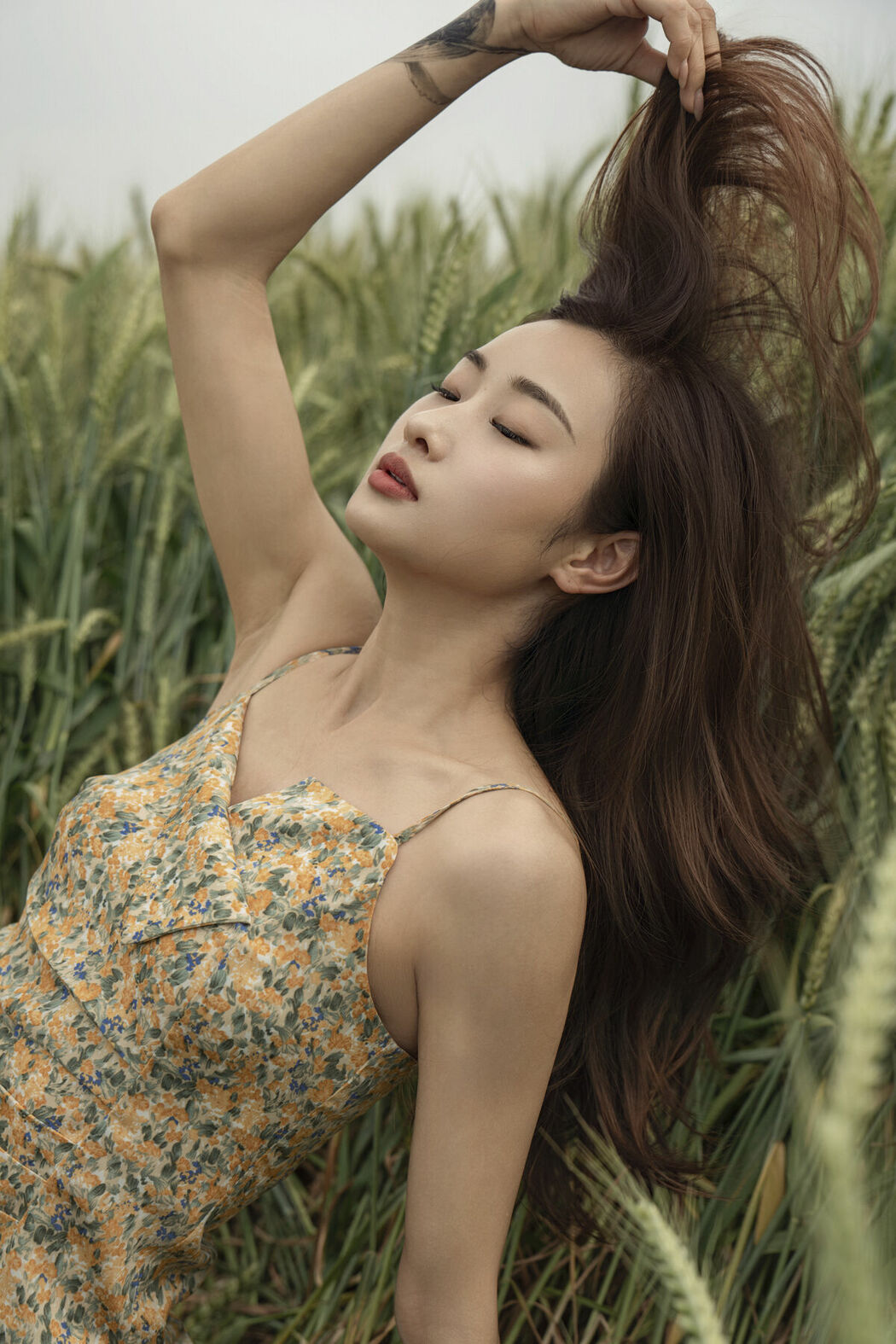 YiTuYu艺图语 Vol.9261 Zou Xue (26P)