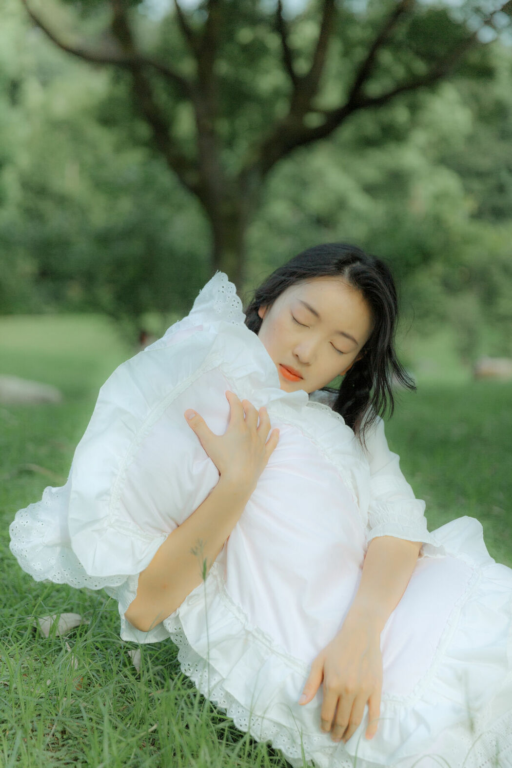 YiTuYu艺图语 Vol.9260 Ning Jing (32P)