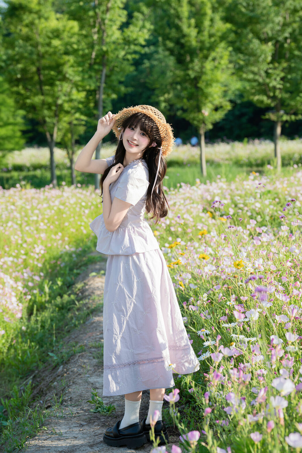 YiTuYu艺图语 Vol.9248 Xia Yu Xiao Nian (26P)