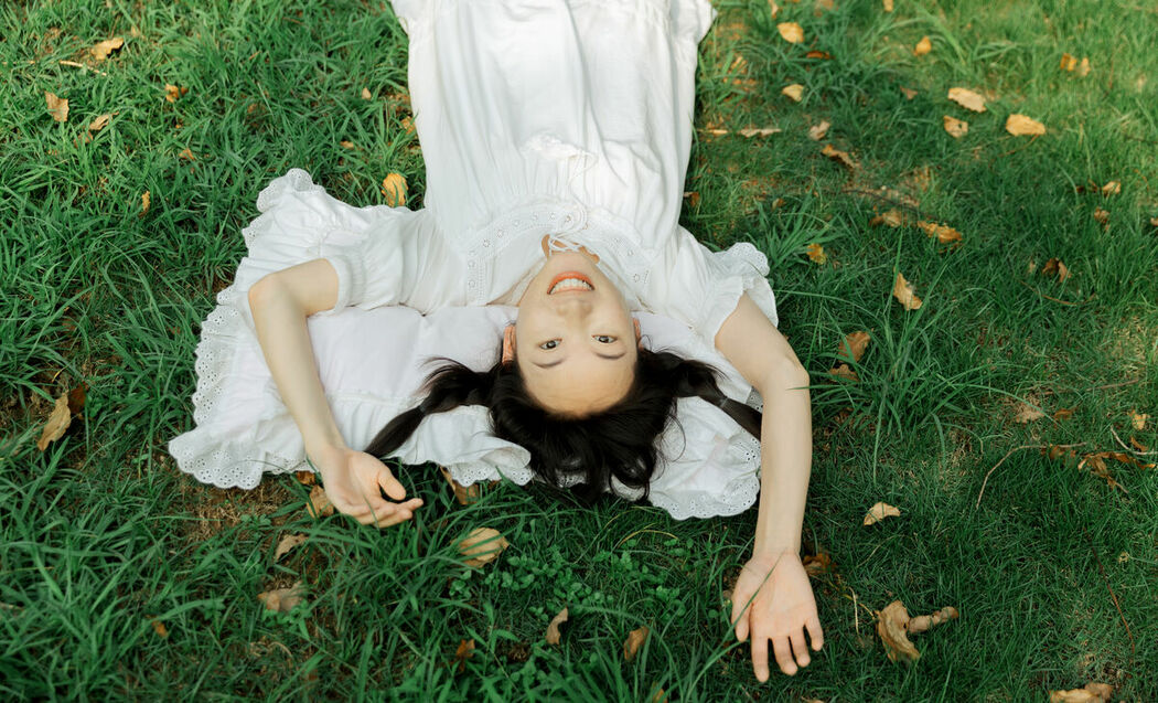 YiTuYu艺图语 Vol.9260 Ning Jing (32P)