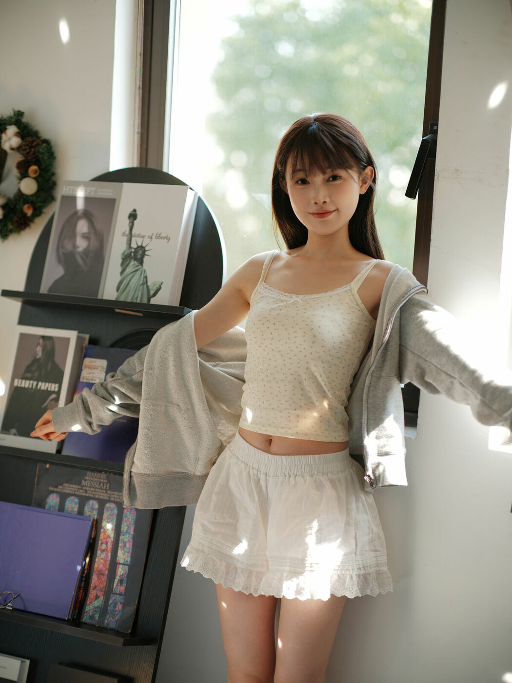 YiTuYu艺图语 Vol.9252 Suan Nai Jia Xin Hao Hao Ci (20P)