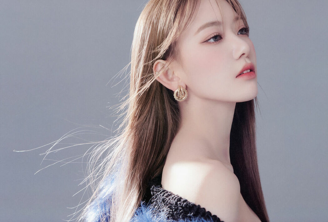 JP Sakura Miyawaki 宮脇咲良 – Graduation Visual Booklet (85P)