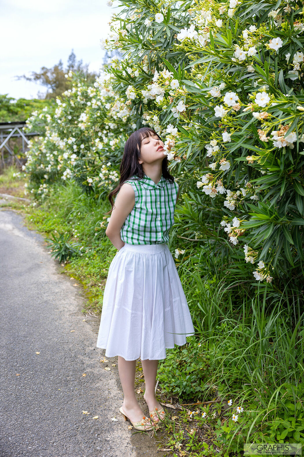 JP Mei Itsukaichi 五日市芽依 – Graphis SUMMER SPECIAL 2025 Vacation Vol.6-7-8 (61P)