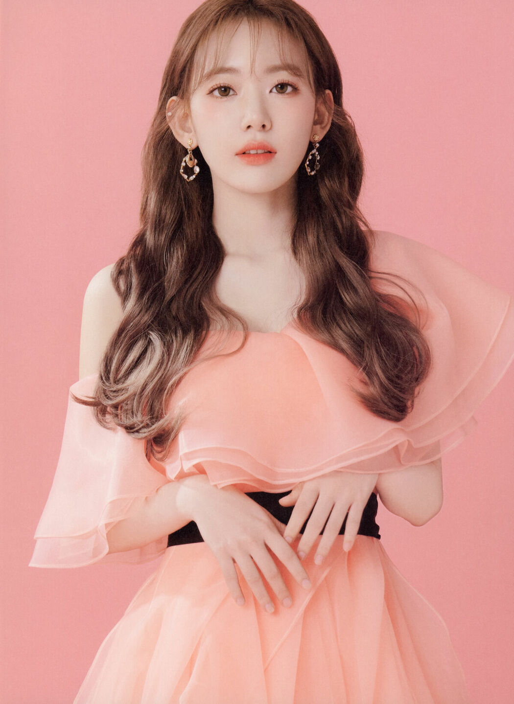 JP Sakura Miyawaki 宮脇咲良 – Graduation Visual Booklet (85P)