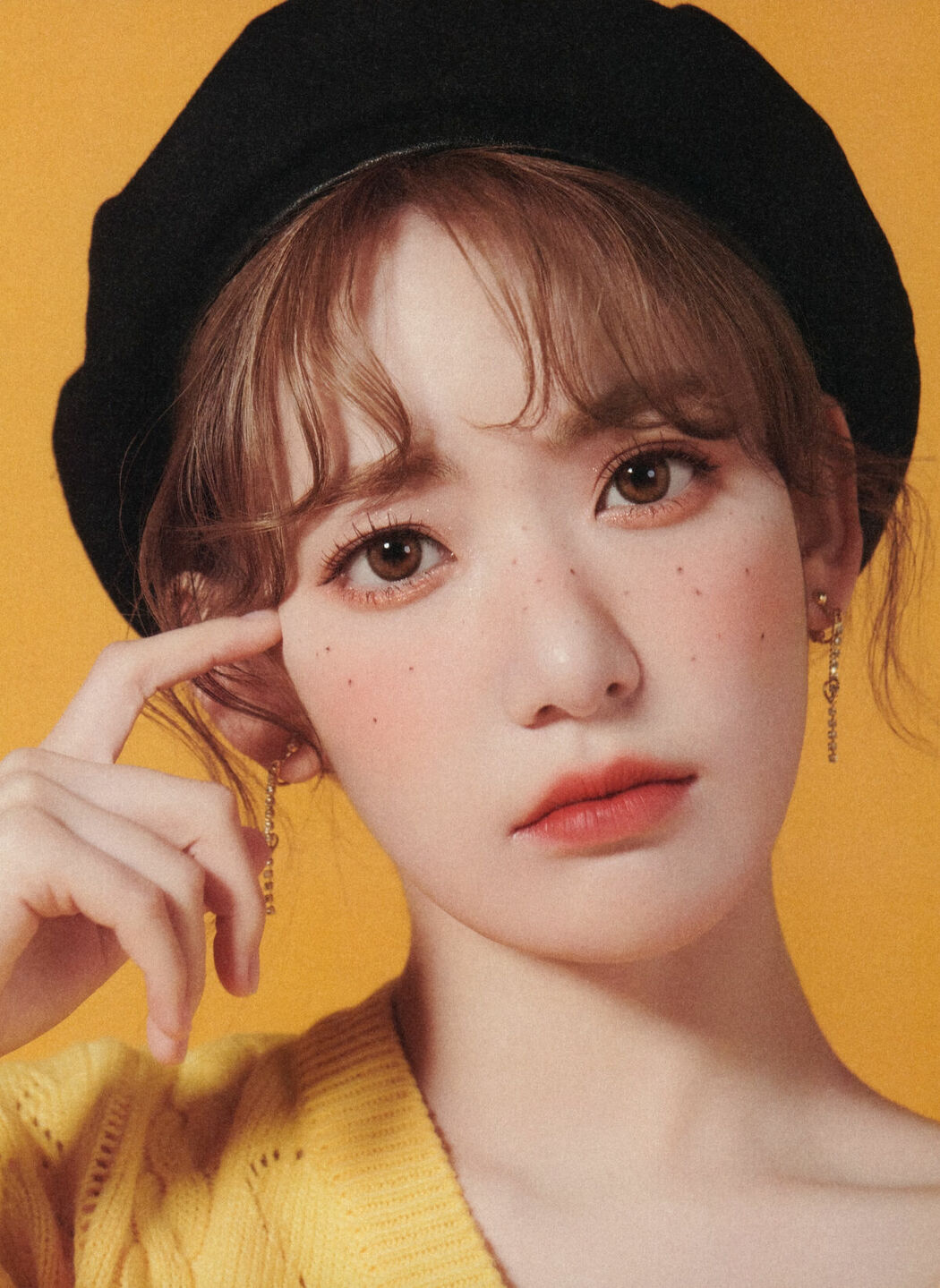 JP Sakura Miyawaki 宮脇咲良 – Graduation Visual Booklet (85P)