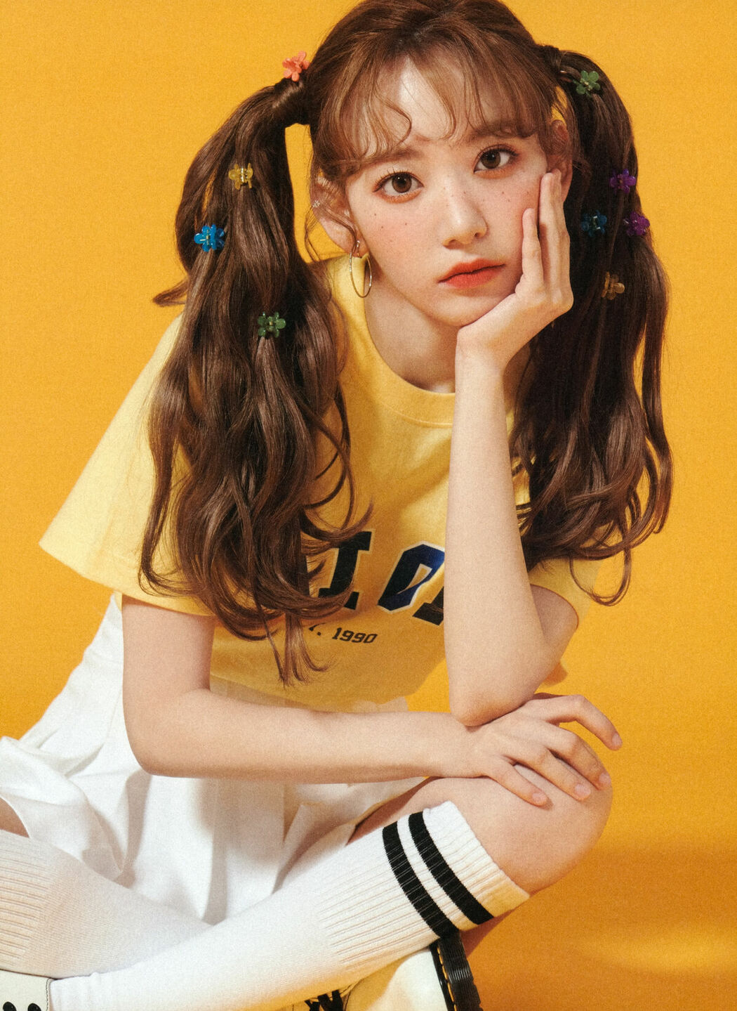 JP Sakura Miyawaki 宮脇咲良 – Graduation Visual Booklet (85P)