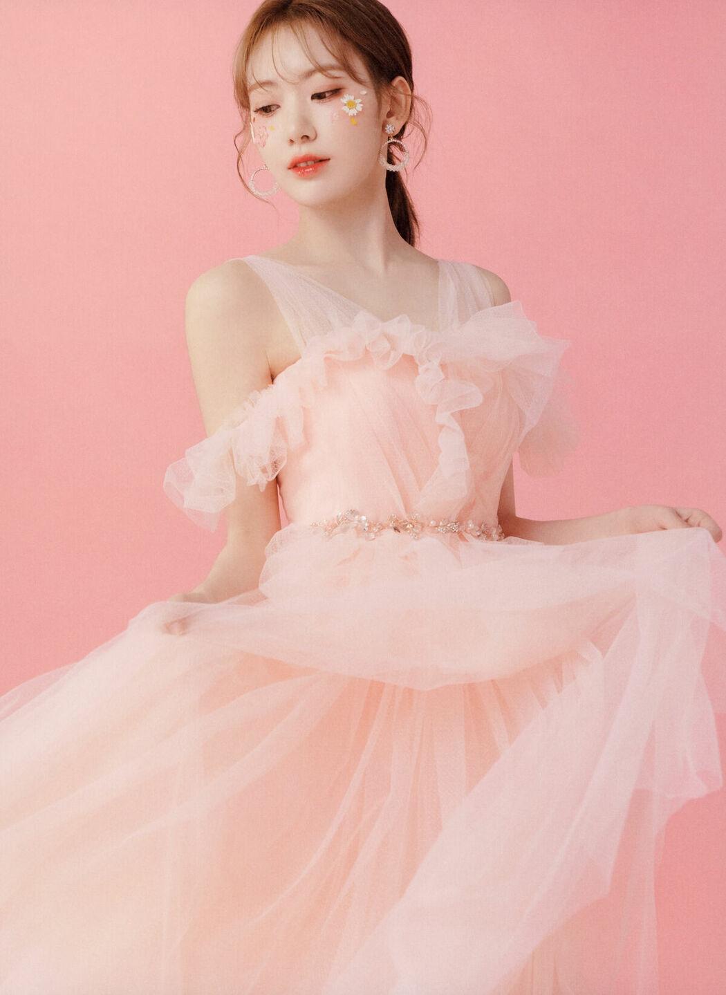 JP Sakura Miyawaki 宮脇咲良 – Graduation Visual Booklet (85P)