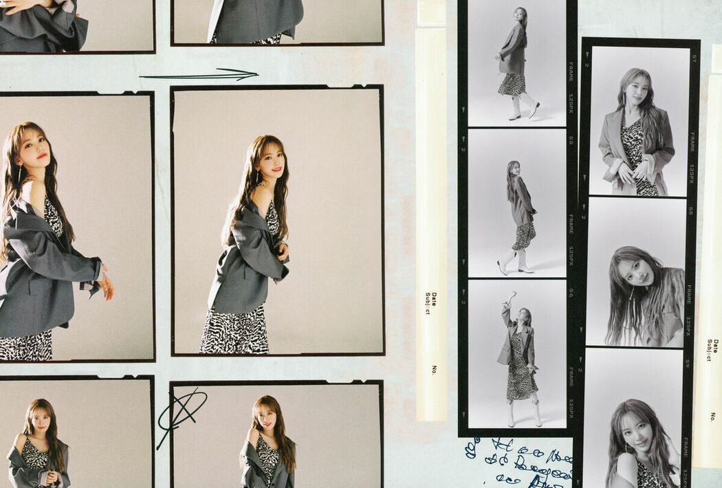 JP Sakura Miyawaki 宮脇咲良 – Graduation Visual Booklet (85P)