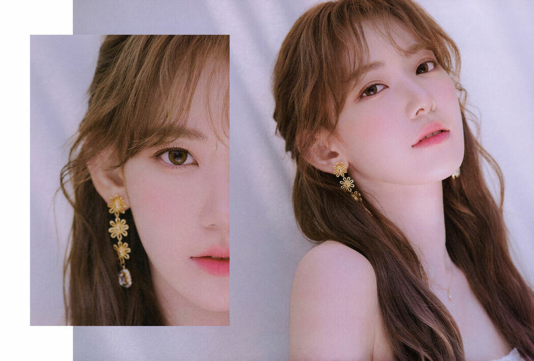 JP Sakura Miyawaki 宮脇咲良 – Graduation Visual Booklet (85P)