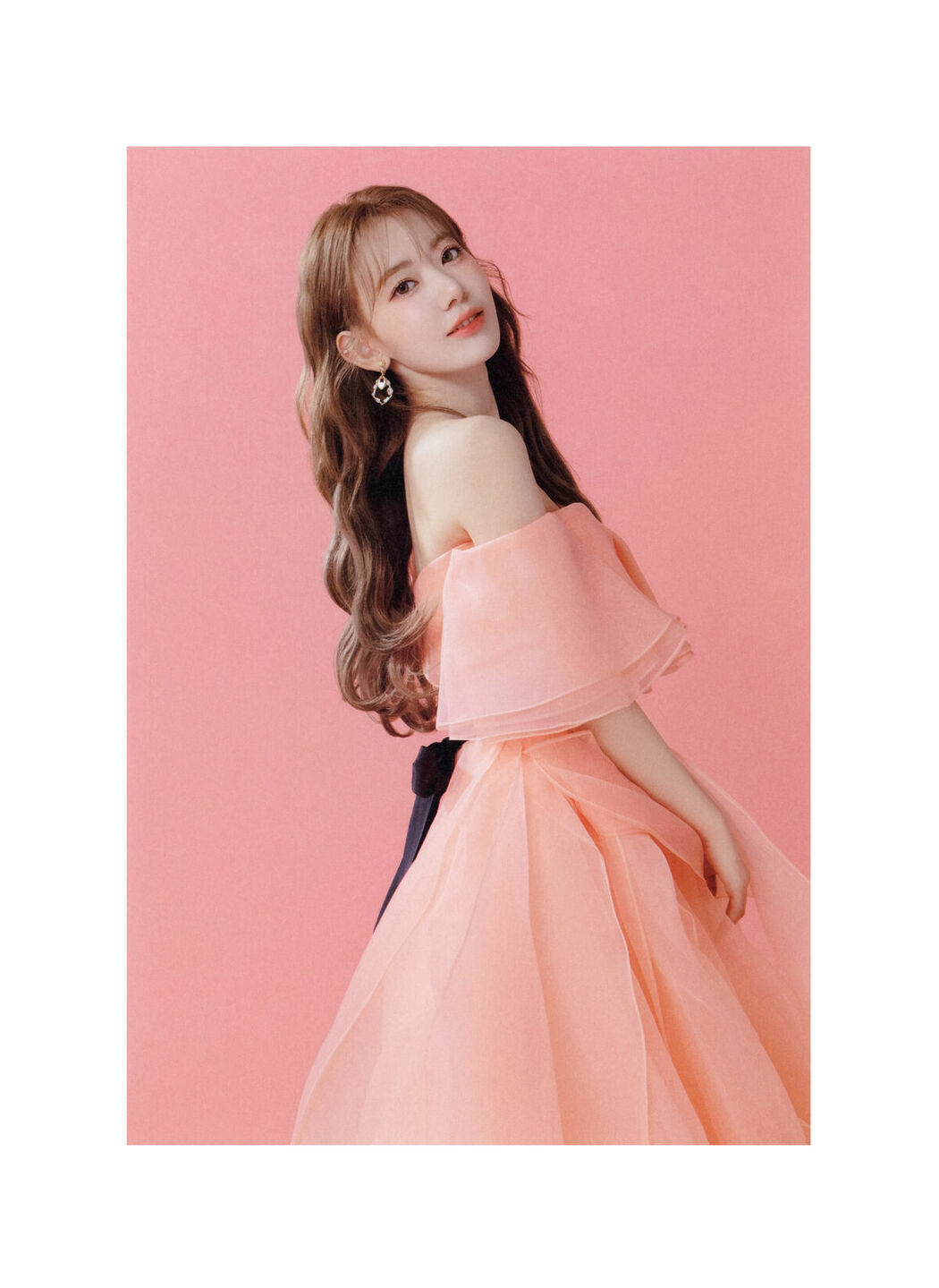 JP Sakura Miyawaki 宮脇咲良 – Graduation Visual Booklet (85P)