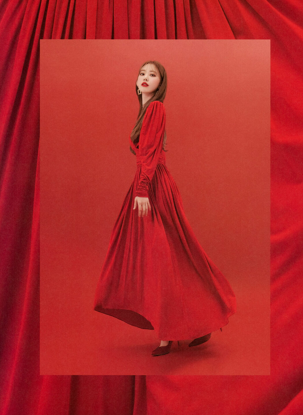 JP Sakura Miyawaki 宮脇咲良 – Graduation Visual Booklet (85P)