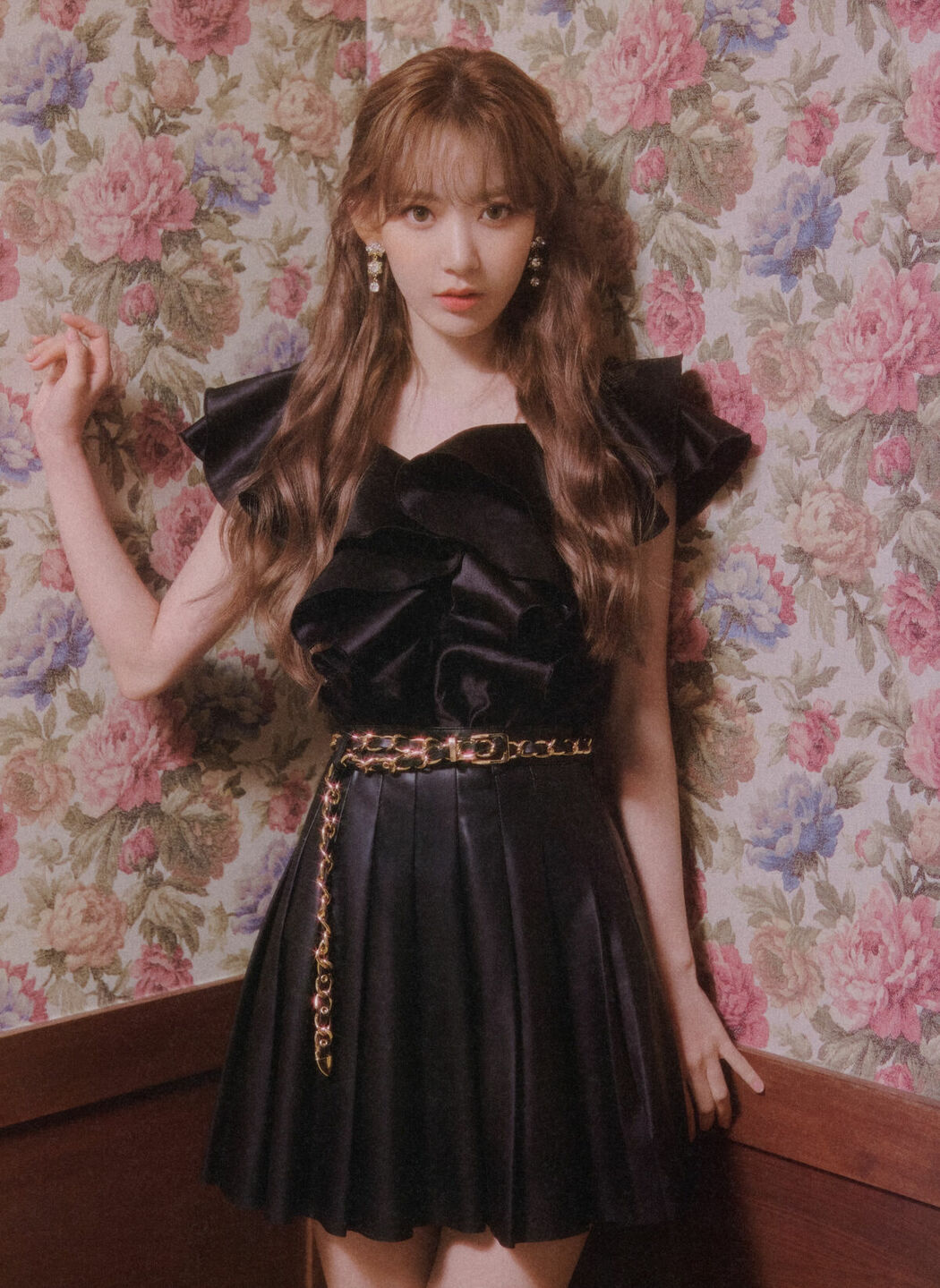 JP Sakura Miyawaki 宮脇咲良 – Graduation Visual Booklet (85P)