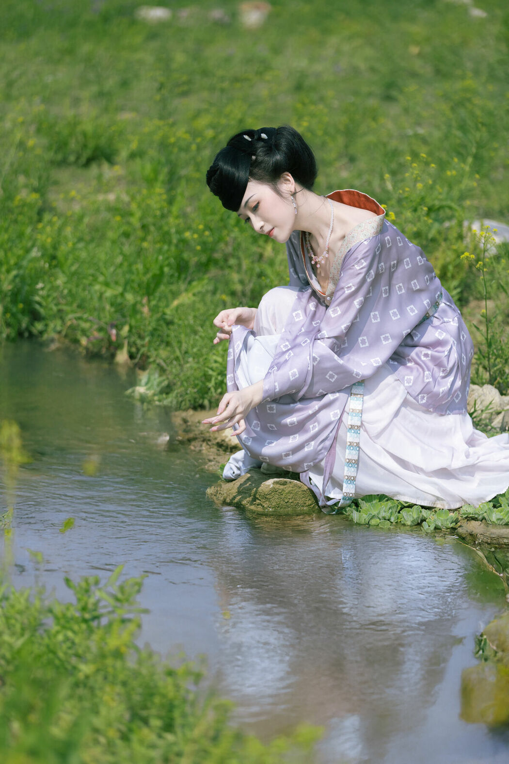 YiTuYu艺图语 Vol.9274 Liu Lian Niu Nai (27P)