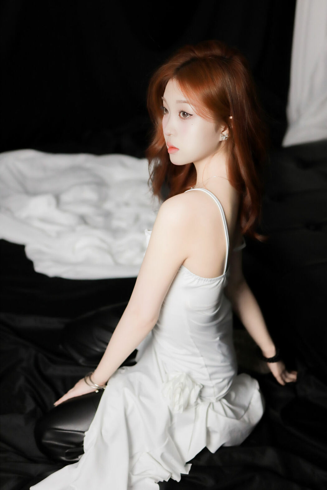 YiTuYu艺图语 Vol.9280 Momo Wu (25P)