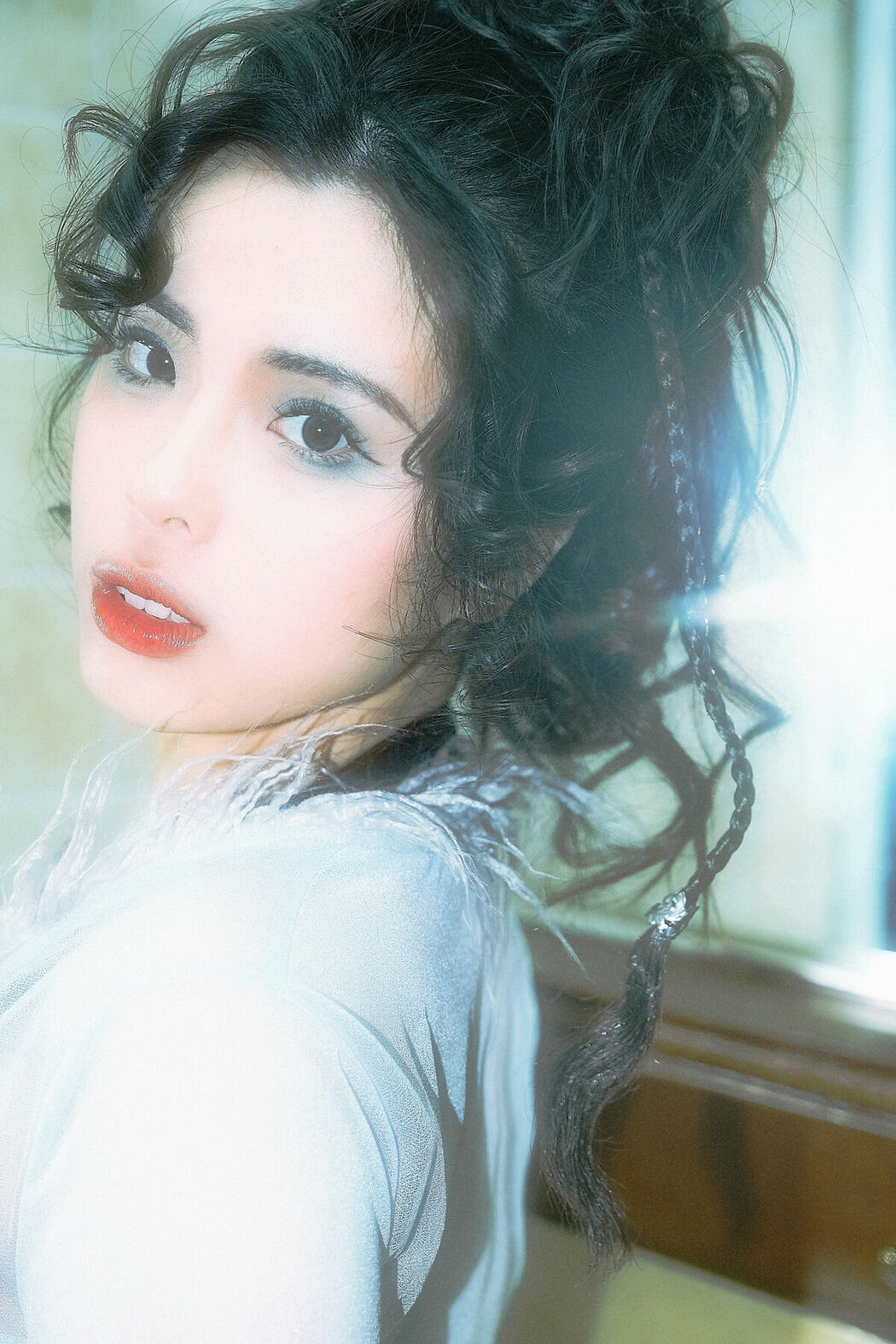 YiTuYu艺图语 Vol.9281 Yi Zhi Qian Qian (14P)